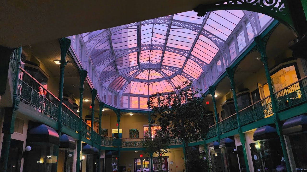 Exploring One of the Oldest Malls in CT! The Arcade Mall Bridgeport CT