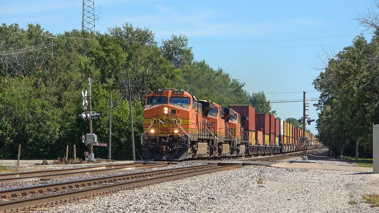 (4K) Railfanning the BNSF chillicothe sub 9-2-23