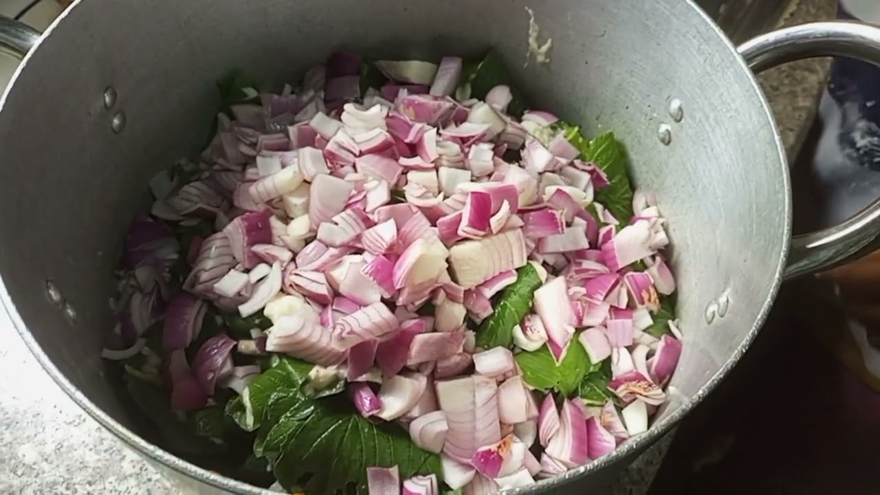 HOW TO COOK A HEALTHY FOOD/ COOKING EKPANG EBERI WITH GREEN.