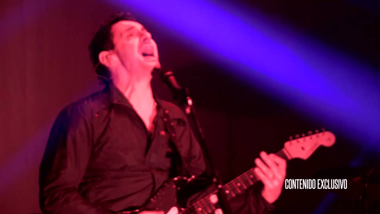 DIVIDIDOS - Cristoforo Cacarnú - Indio, Dejá el Mezcal - Teatro Coliseo 12/05/2016