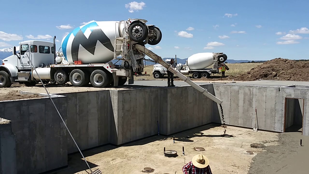 Basement concrete pouring - 2nd truck - 05/03/2019