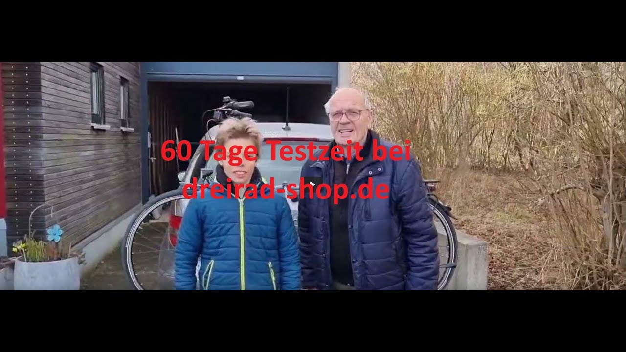 13jähriger Enkel montiert (*) für seine Oma 80 Jahre die Stützräder mit anschließendem Fahrtraining