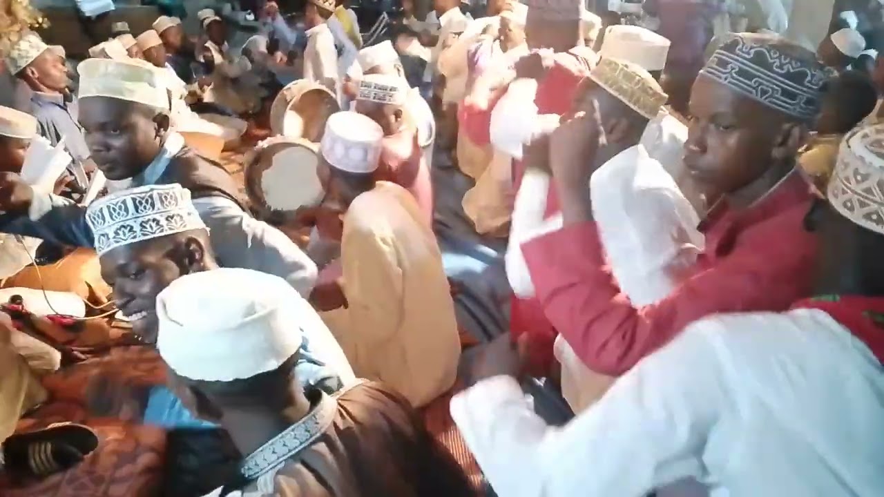 QASWIDA ILIYOAMSHA HADHARA YA CHUMBAGENI   TANGA