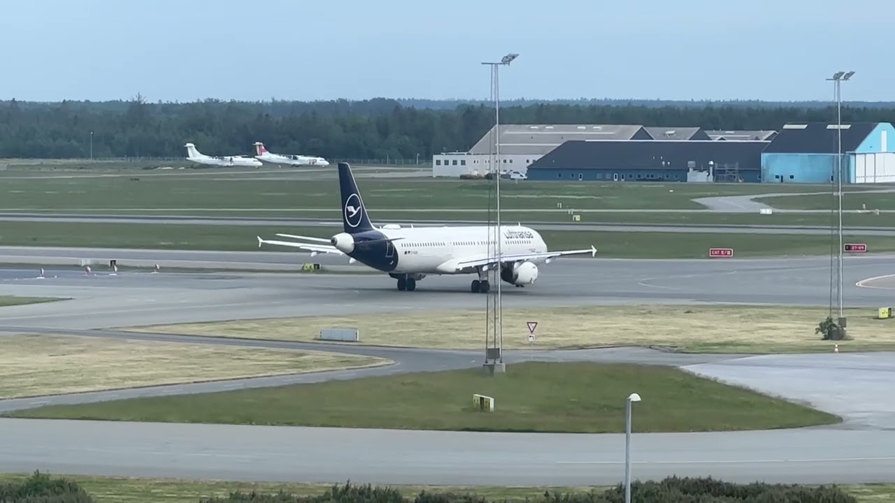 Lufthansa Airbus D-AISN landing & Takeoff from Billund Airport EKBI