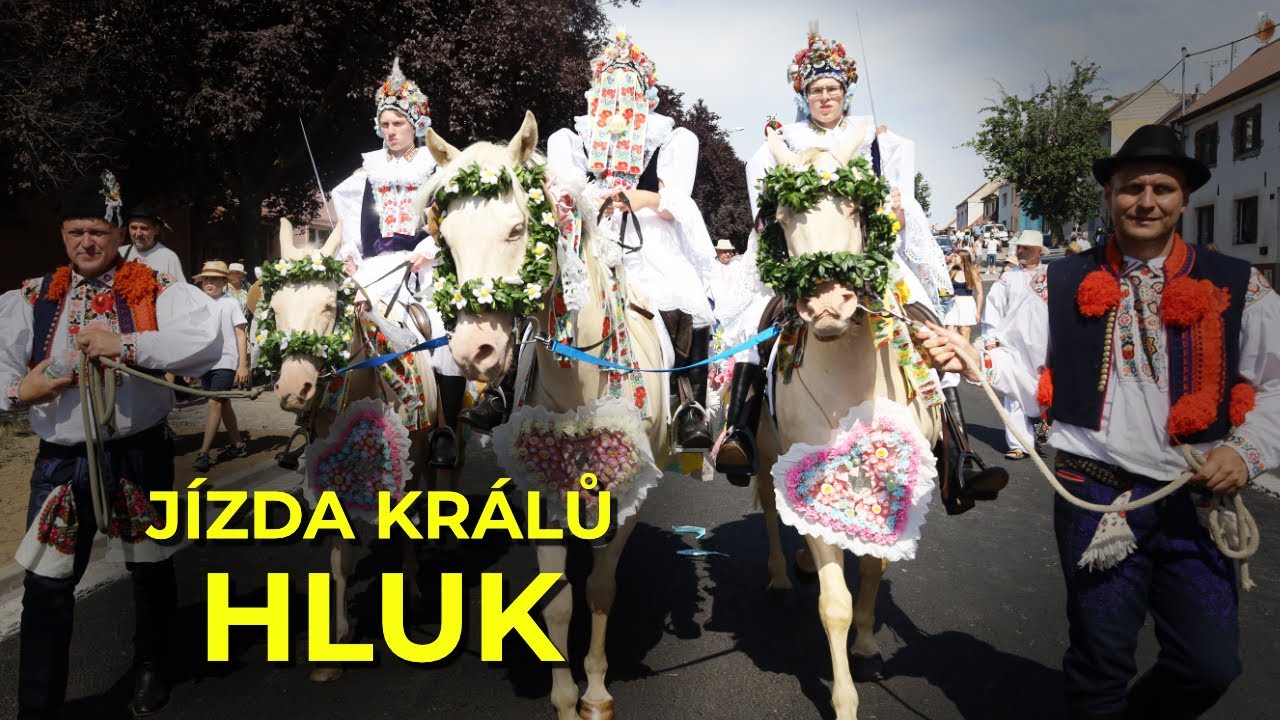Jízda králů v Hluku (6. 7. 2025) – průvod jezdců a pobočníků krále Matyáše Kočího