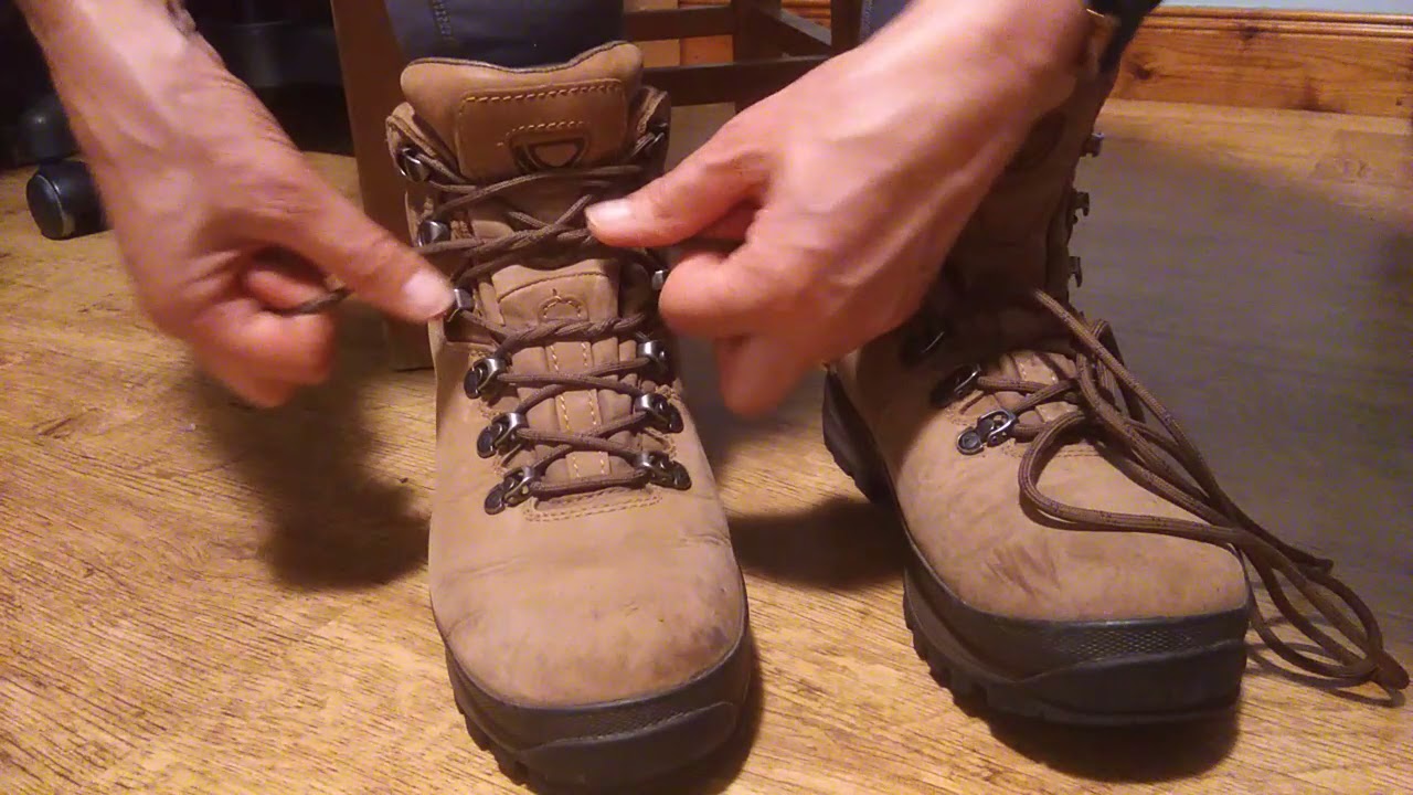 3 Ways to Lace your Walking Boots