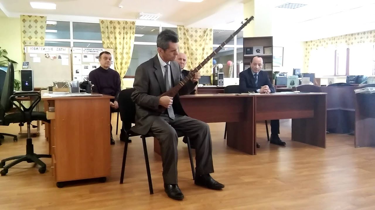 Мурат Эшанкулов. танбур