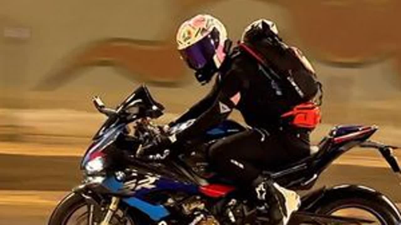 人活着不就应该是吃喝玩乐，自由自在吗？不然呢？🤔#s1000rr #带着影石骑摩托 #以喜欢的方式去生活