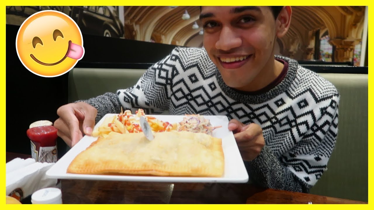 PROVANDO UM PASTEL GRANDE E COM MUITO  RECHEIO!! #VlogNoShopping