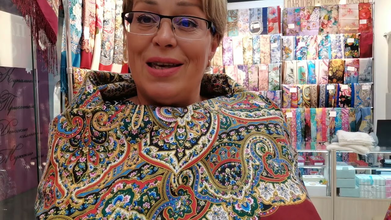 Шамаханская царица. Павловопосадские платки в Минске