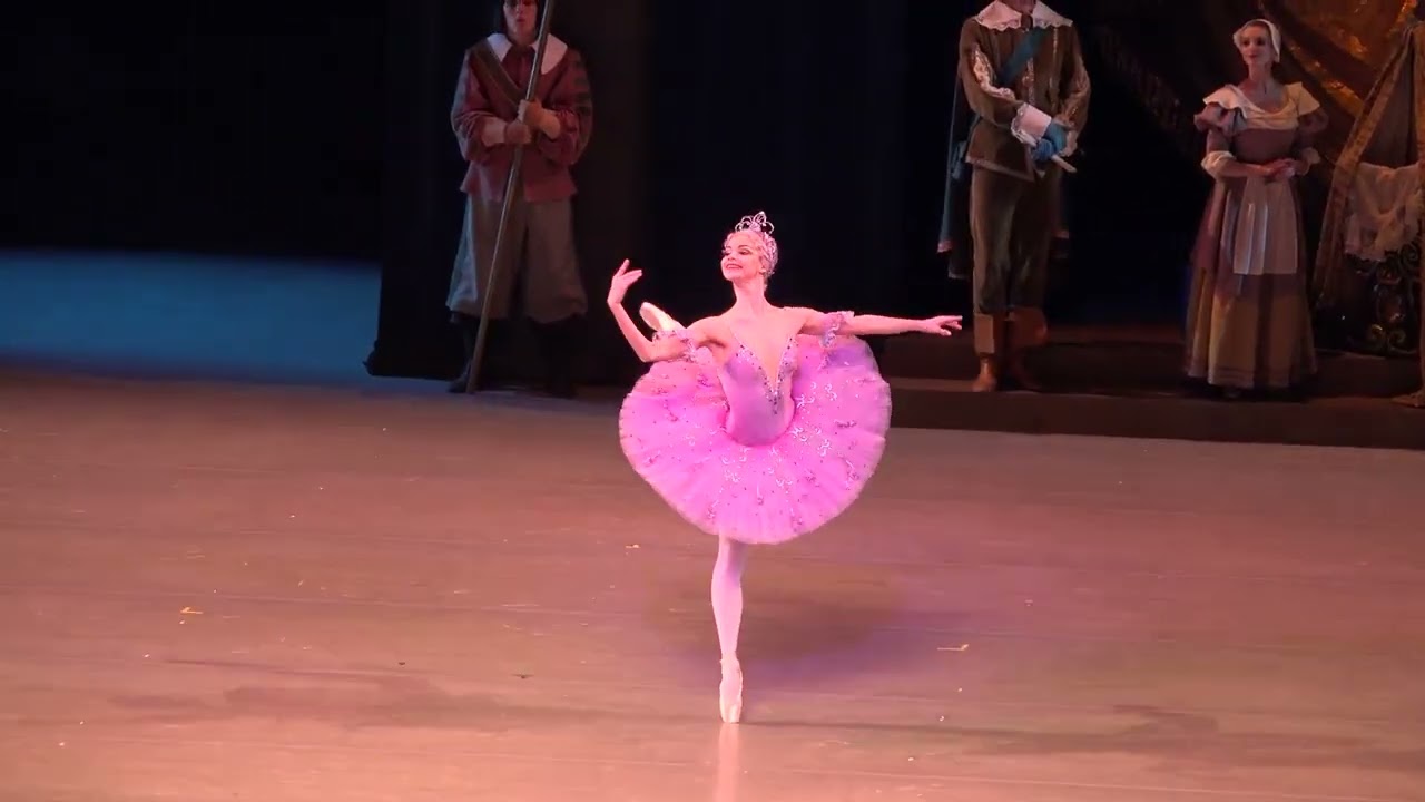 Anastasia Kolegova Mariinsky Ballet)  Lilac Fairy Prologue variation, Sleeping Beauty