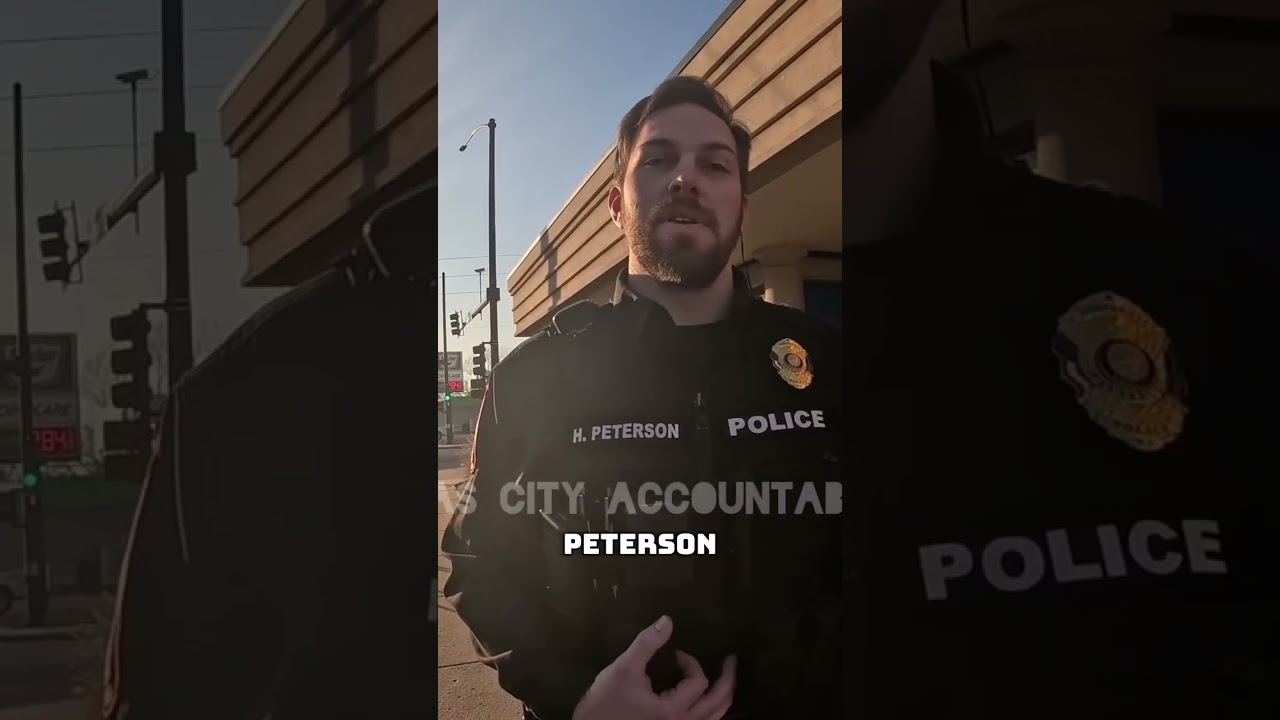 🚨 Аудитор спорит с полицейским из-за видеосъемки в общественном месте 🎥⚖️