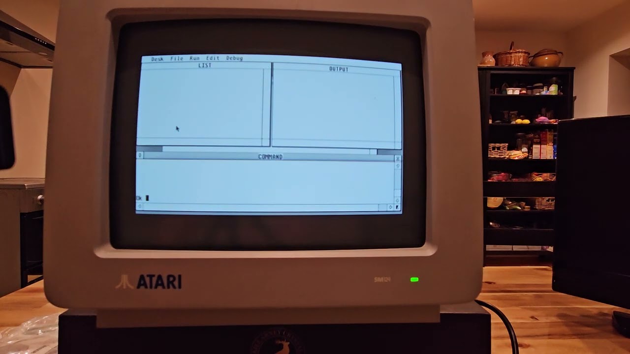 Atari 1024 STE with SM124 monitor