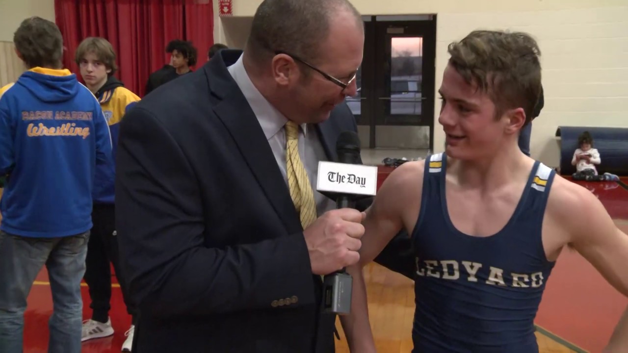 Doran-Samuel 113-pound ECC wrestling final