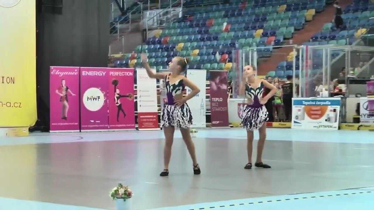 MČR CMA 2023 SZUŠ Jeseník Nela Kocourková, Marie Leskovjanová duo/trio junior baton hobby