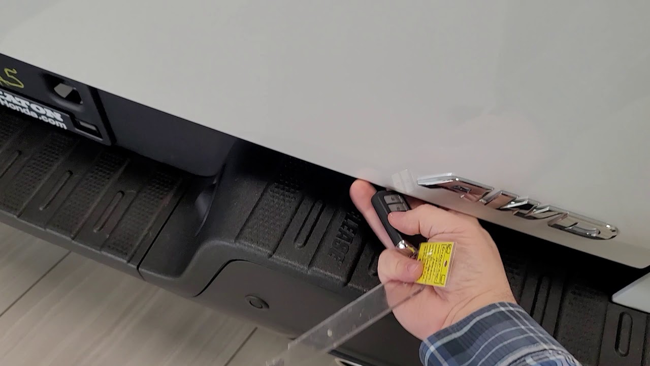 How to Enable - Honda Ridgeline Power Tailgate Lock
