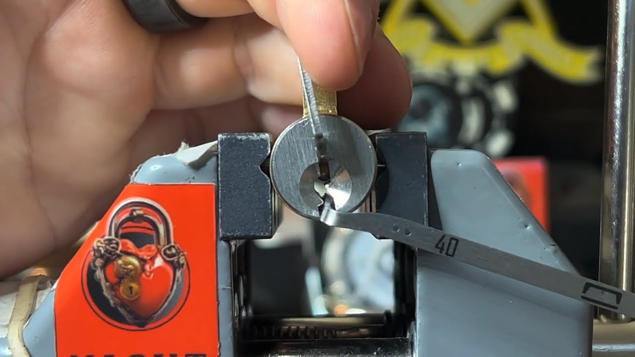 (2 of ?) How to pick a lock, tension and pick selection