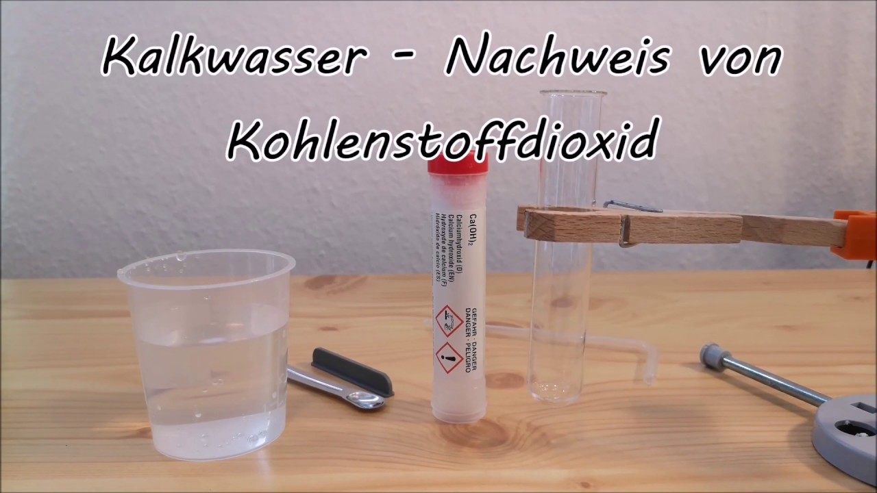 Nachweis von Kohlenstoffdioxid mit Kalkwasser!