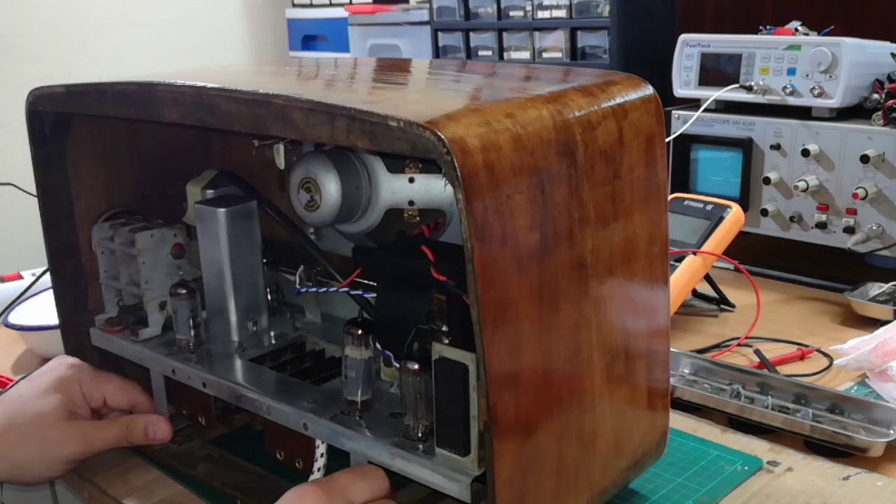 Fixing Vintage Tube Radio RR 230 - Part III