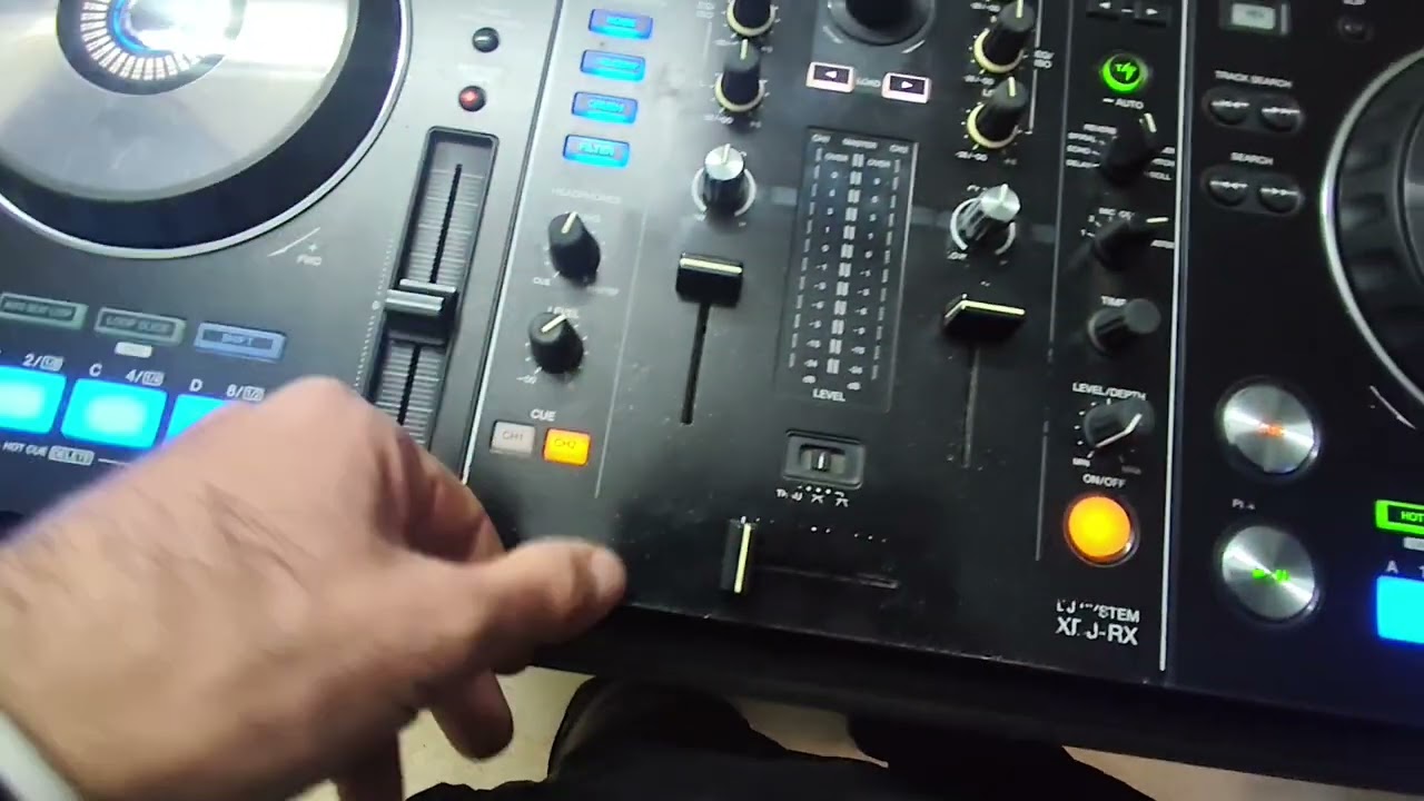 شرح ومراجعة جهاز pioneer xdj rx1 مع dj jamil khoury 