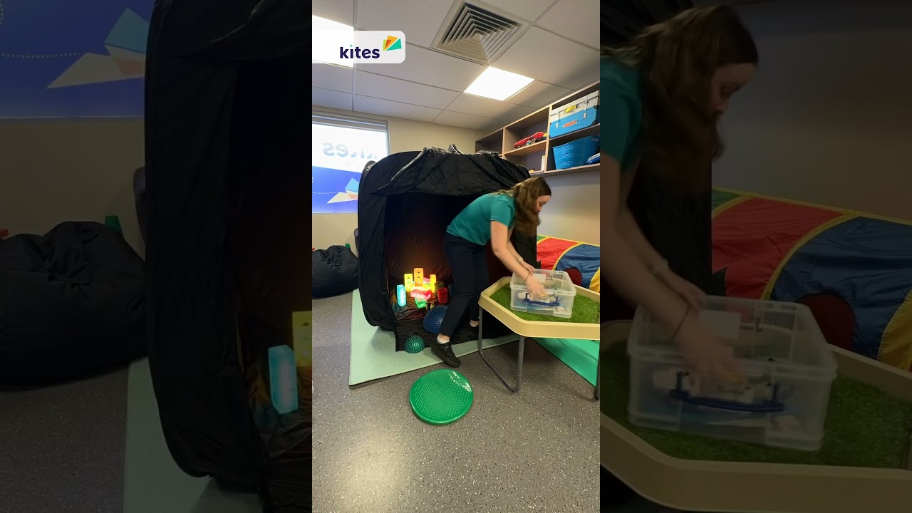 Set up a sensory play tent with us