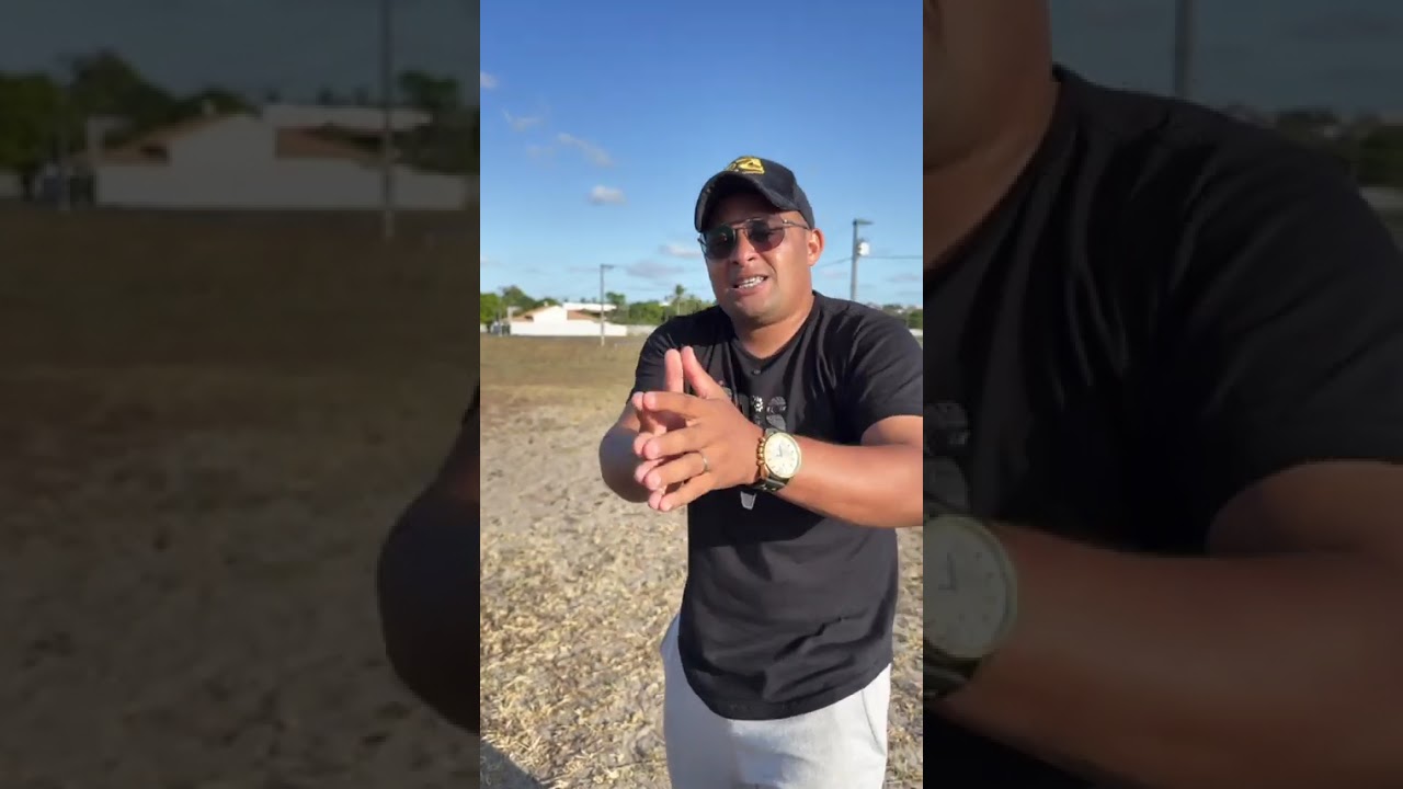 ALGUÉM VAI LHE PEDIR SOCORRO!
