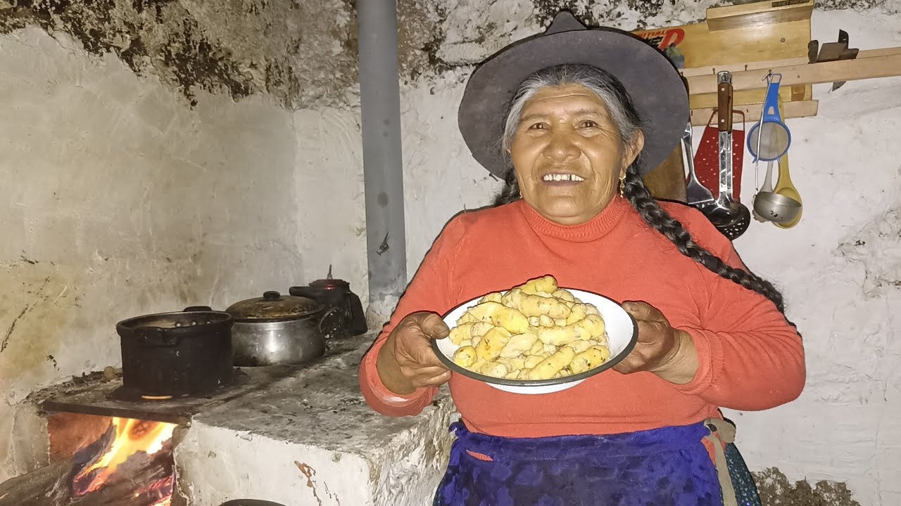Cocinando  Mazamorra de Tocosh de Oca