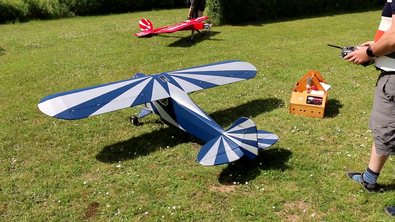 Sig Clipped wing piper cub - flight video