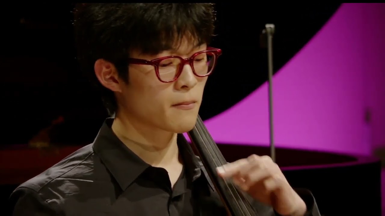 Jinseok Jeong plays Ligeti Sonata for Solo Cello