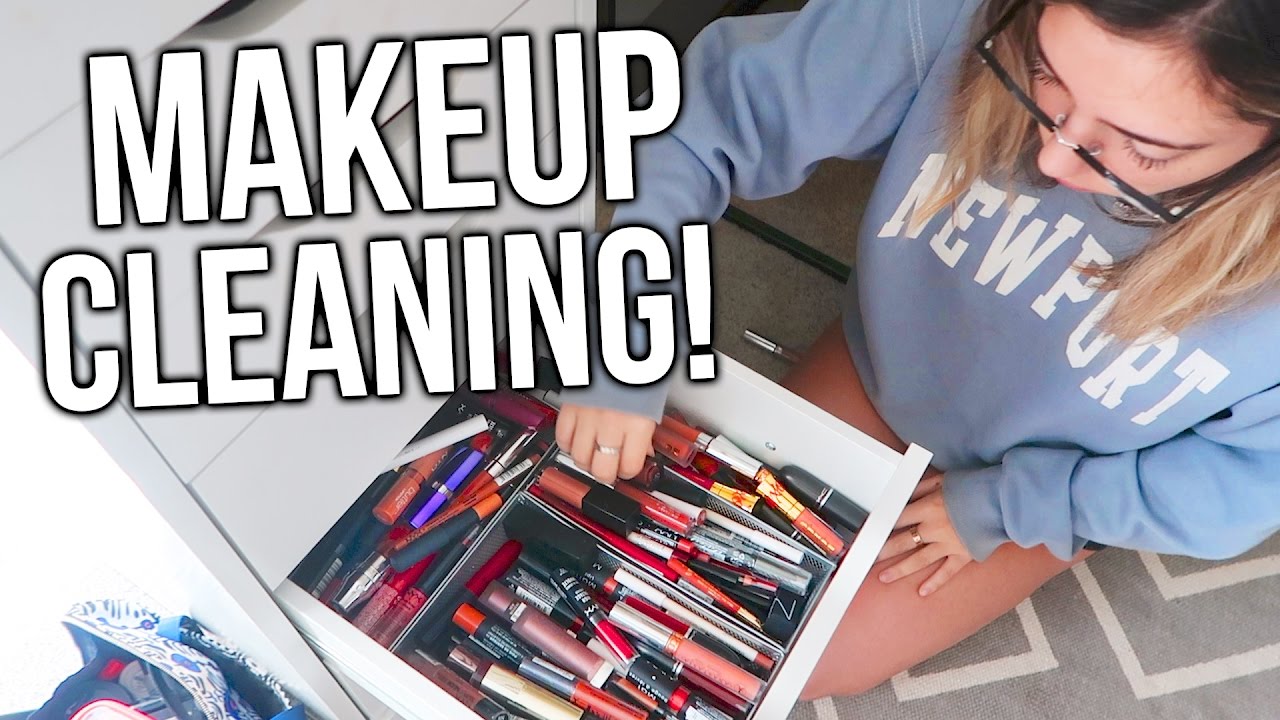 ORGANIZING MY MAKEUP & Massive Makeup Giveaway!!!!