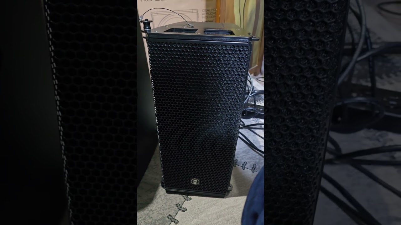 RCF HDL6 VS QSC K12.2 Which one sounds better?? 