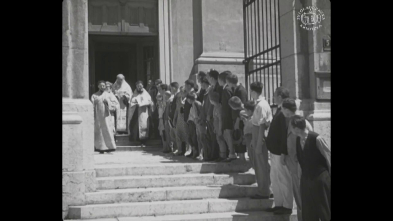 Beograd, 1932. Bogosluženje sveštenika ispred Saborne crkve.