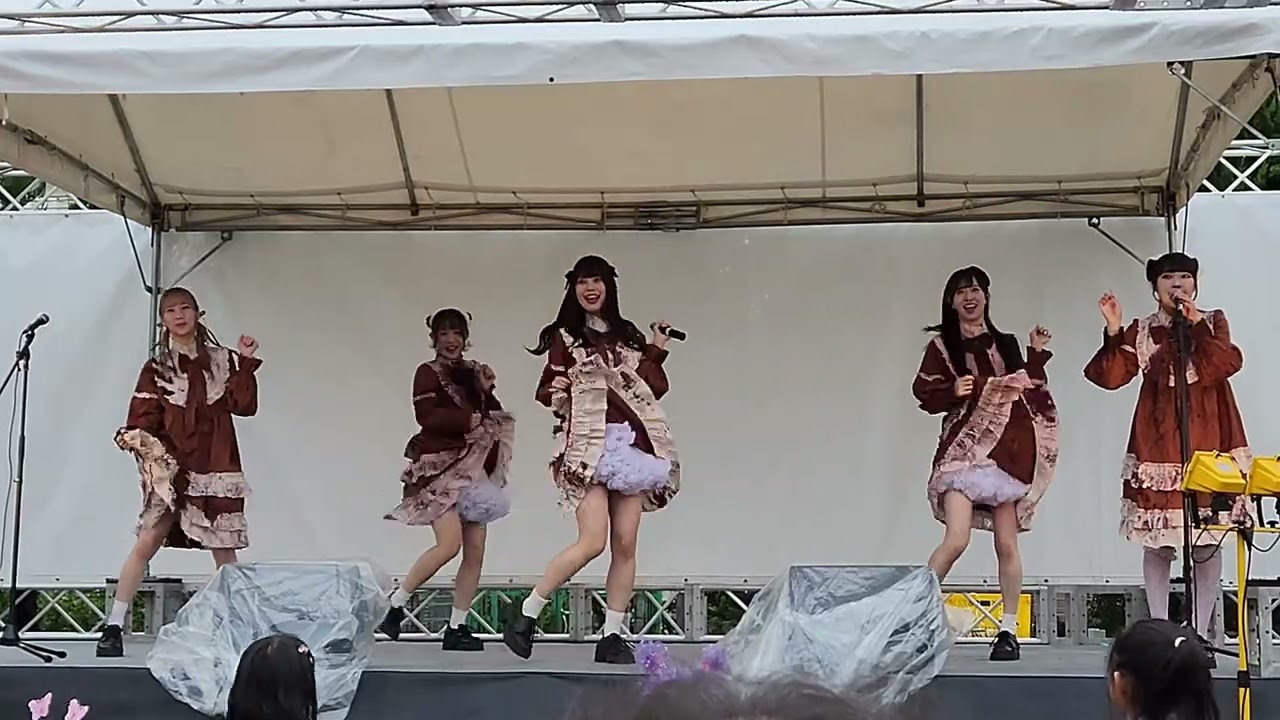 2025/10/26 仰げば尊し / Shupines