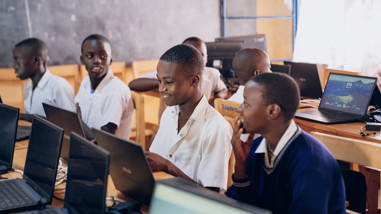 Expanding Reach | Borderless Classroom