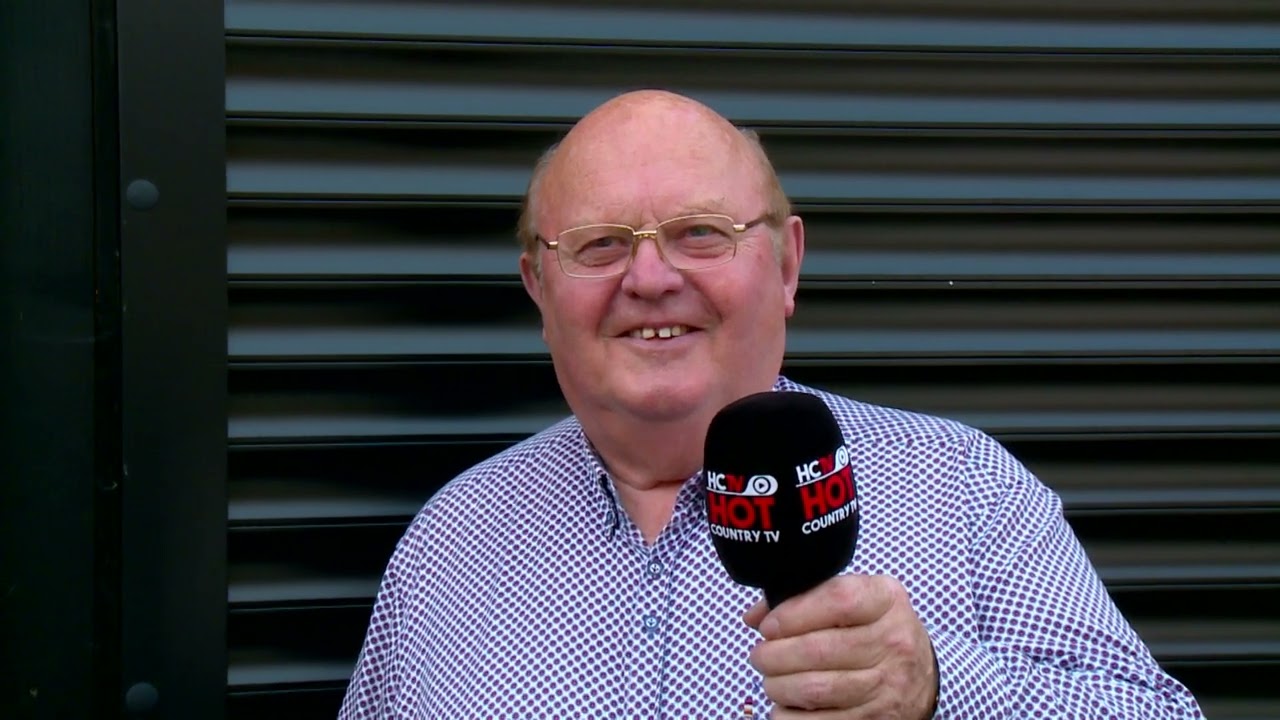 Johnny O'Mahony, Johnny's Restaurant Watergrasshill Cork  Interview with Hugh O'Brien Hot Country TV