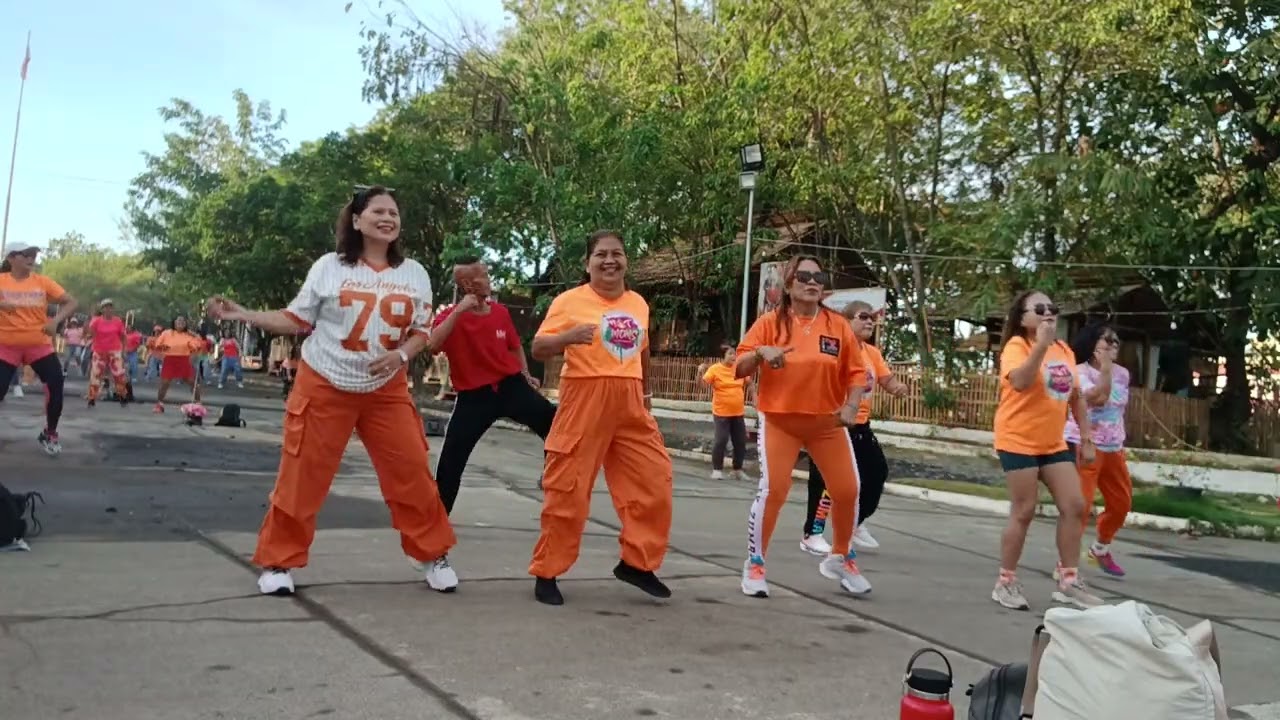 Orange friday with maam  alice 02 06 26