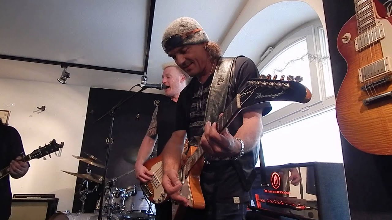 Matthias Jabs live MJ Guitars 7th Anniversary