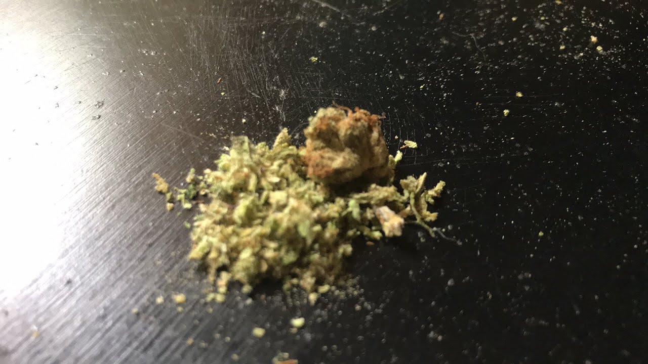 Bong rip before bed 🛏 😴