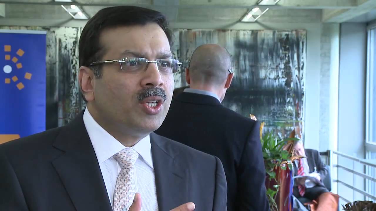 Sanjiv Goenka on the difference between managers and entrepreneurs
