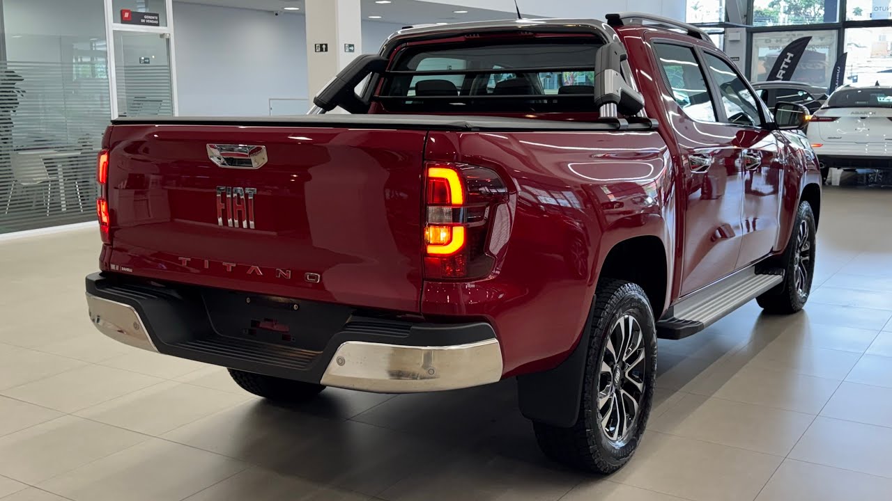 NOVA FIAT TITANO 2025 NA VERSÃO TOP DE LINHA RANCH 2.2 TURBO DIESEL 4X4 É A PICAPE 0KM BARATA DO BR