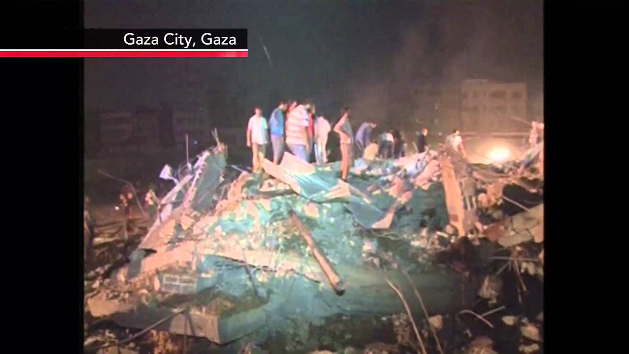 Residents flee Northern Gaza after Israel warns of strikes