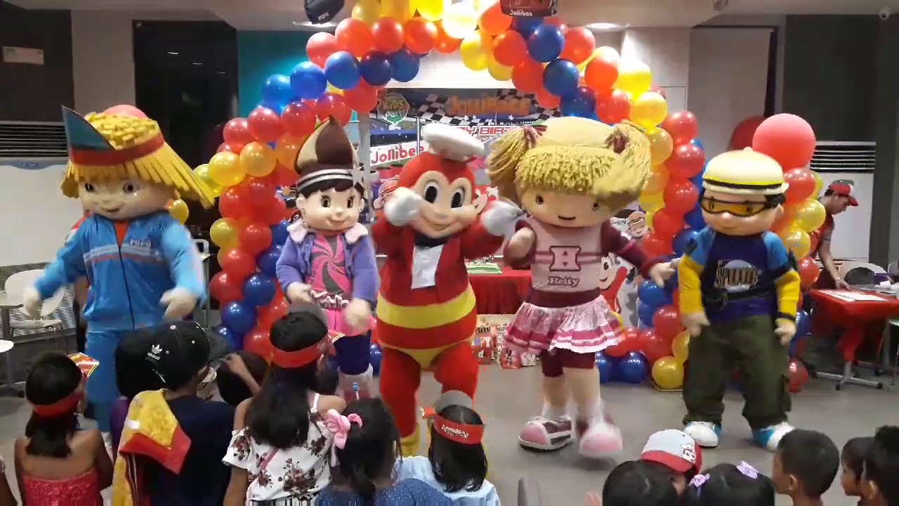 JOLLIBEE and FRIENDS dance showdown (meet the full cast)
