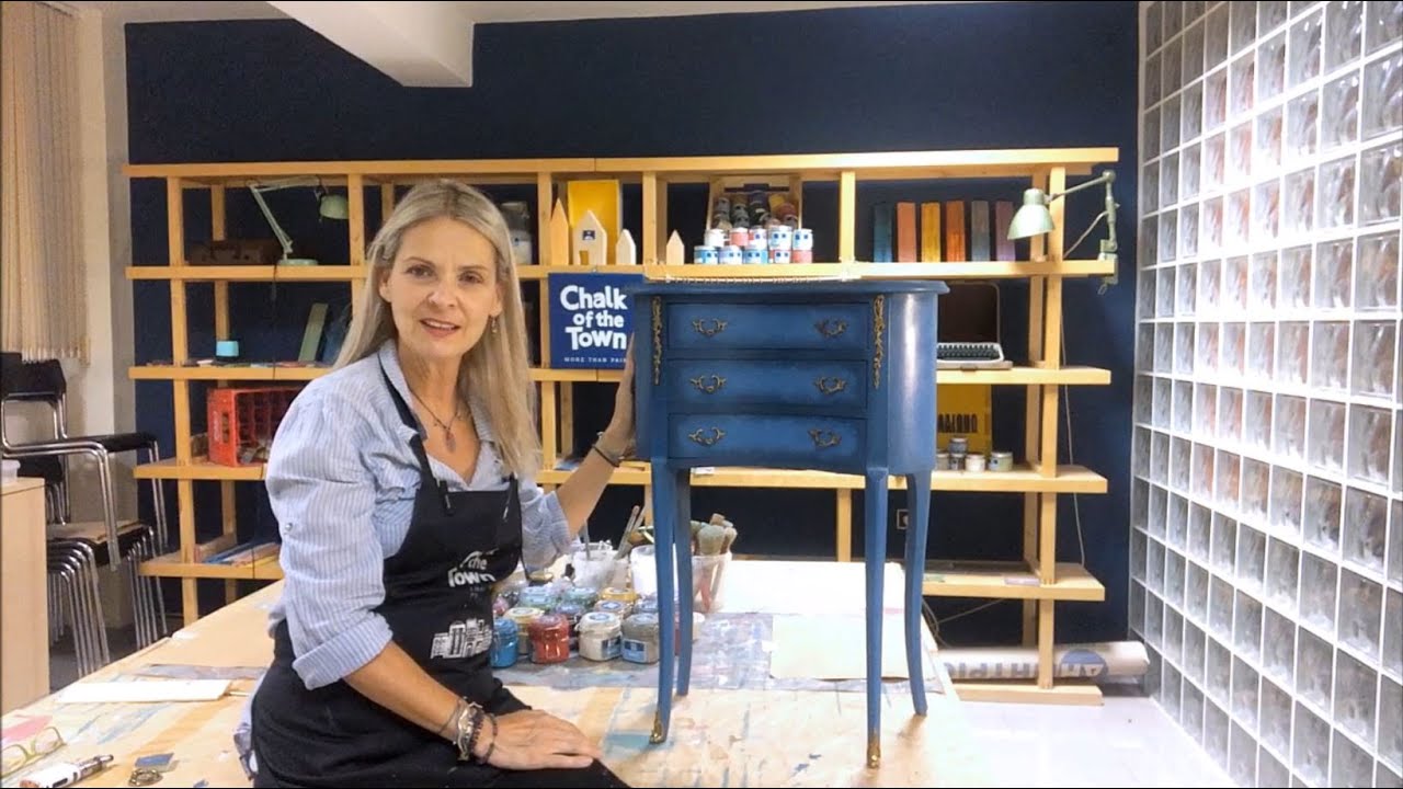 Αναπαλαίωση επίπλου με Chalk Of The Town Paint | Blend On Brush  | Furniture Makeover | Tutorial