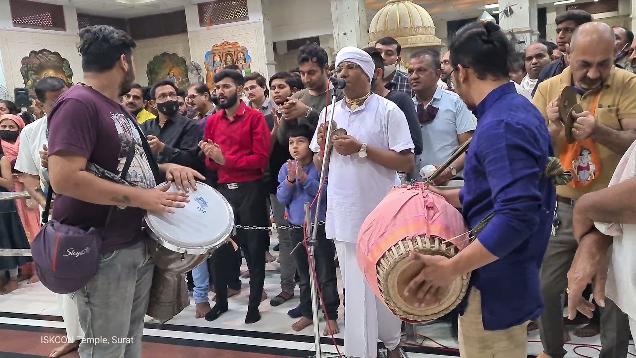 Amazing Kirtan at ISKCON Temple Surat,