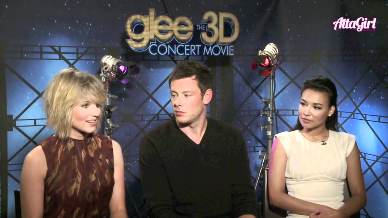 Go one on one with the cast of Glee in 3D