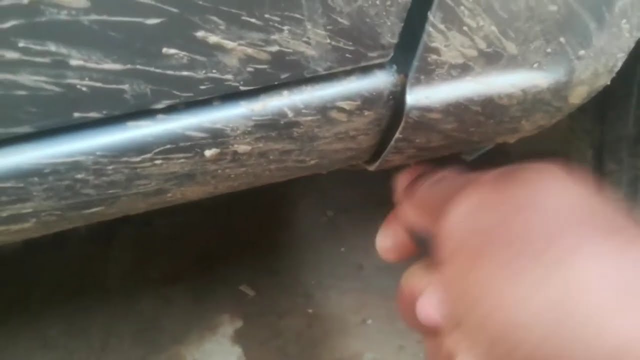 How to denting suzuki mehran fender #HowTo #Denting #SuzukiMehran