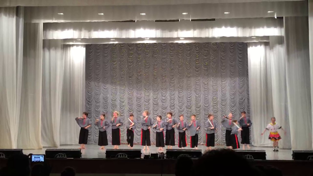 Ансамбль танца Улыбка Дет филармония Екатеринбург 2017г