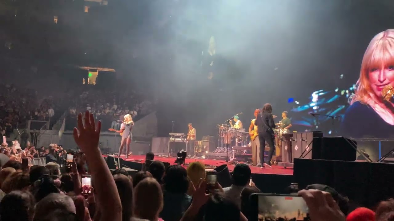 Paramore - 