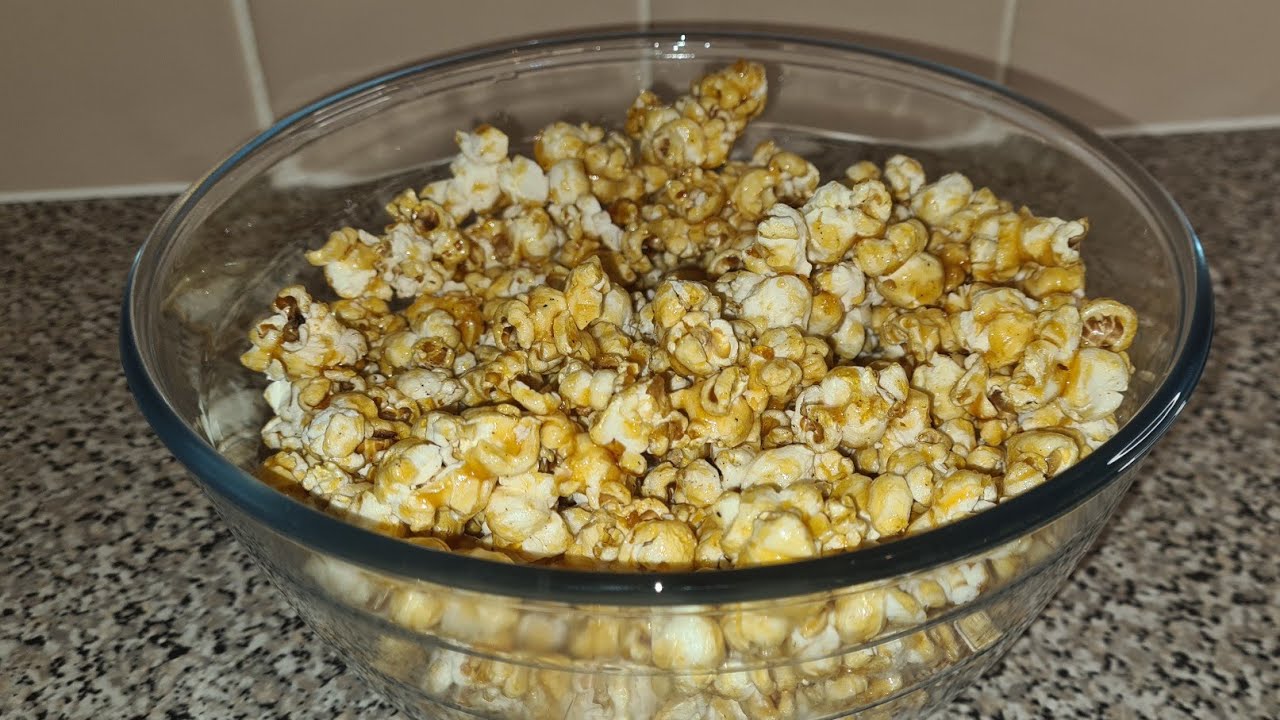 sida uugu fudud ee loo sameeyo saloolka macaan, (caramel popcorn 🍿😋👌