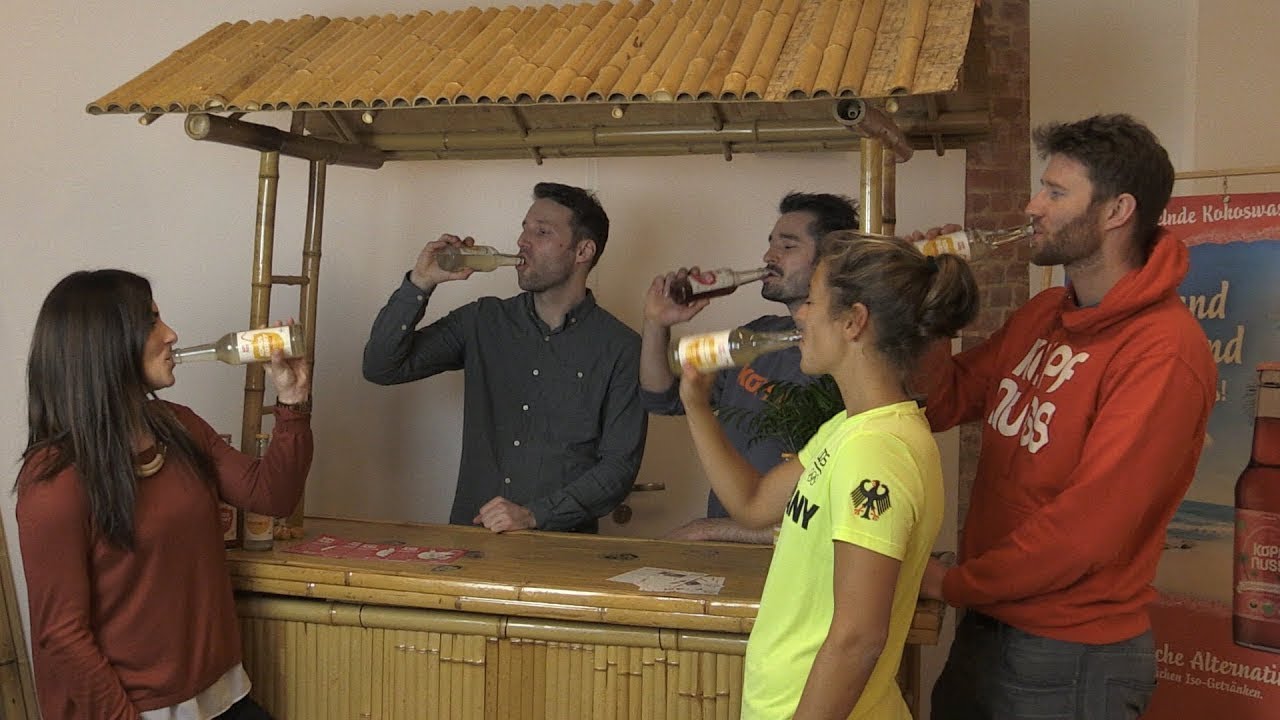 Erfrischend anders: Kokoswasserschorle von Kopfnuss (Werbung)